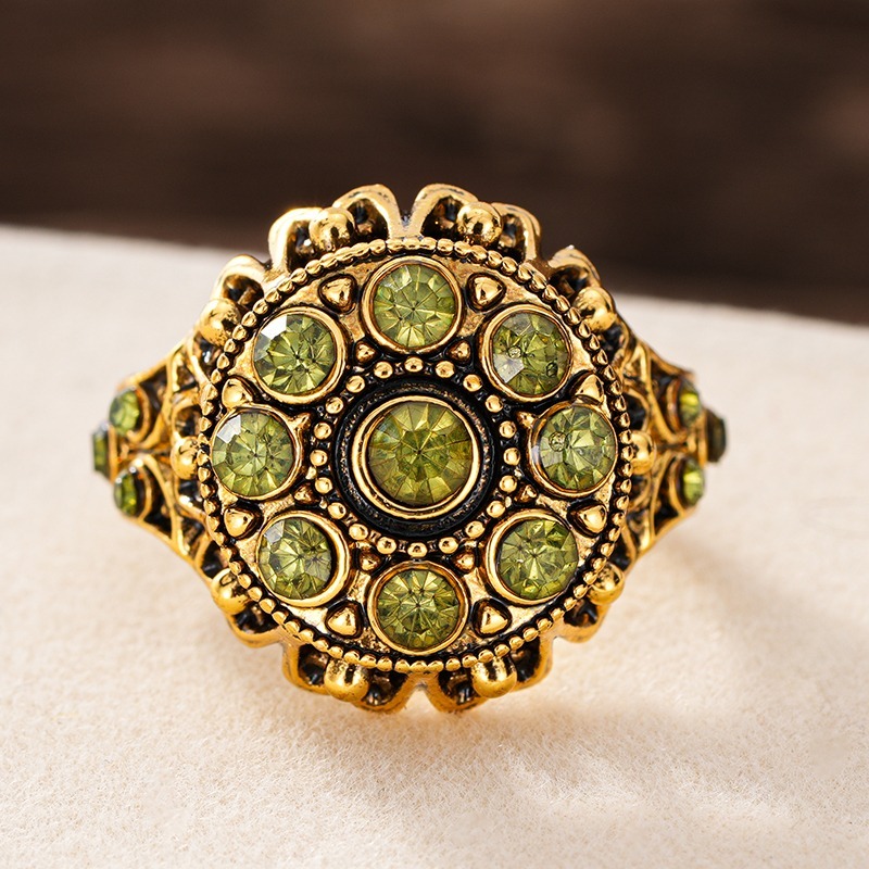 Women's Boho Vintage Plated Green Synthetic Zirconia Ring